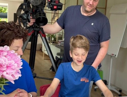 Yannick (11) gaat soms naar een ander gezin voor steun – Jeugdjournaal