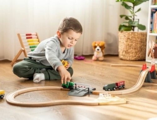 Vrolijke jongen (6) zoekt fijn speelgezin in Millingen