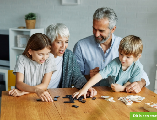 Broer en zus zoeken wat onbezorgde speelruimte